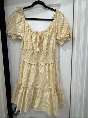 Francesca’s Pale Yellow Gingham Puff Sleeve Tiered Dress